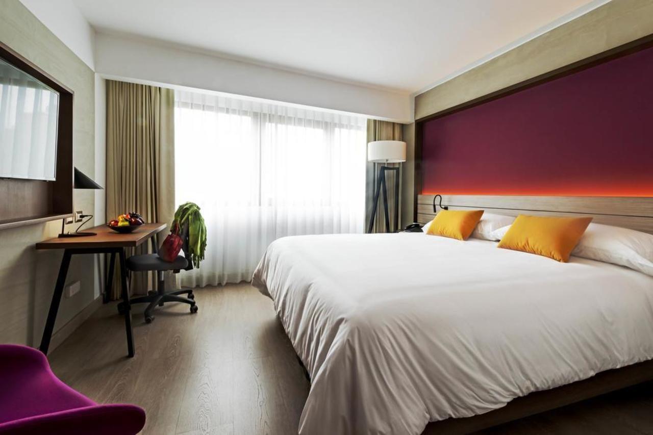 Mercure Ariosto Lima Exteriör bild