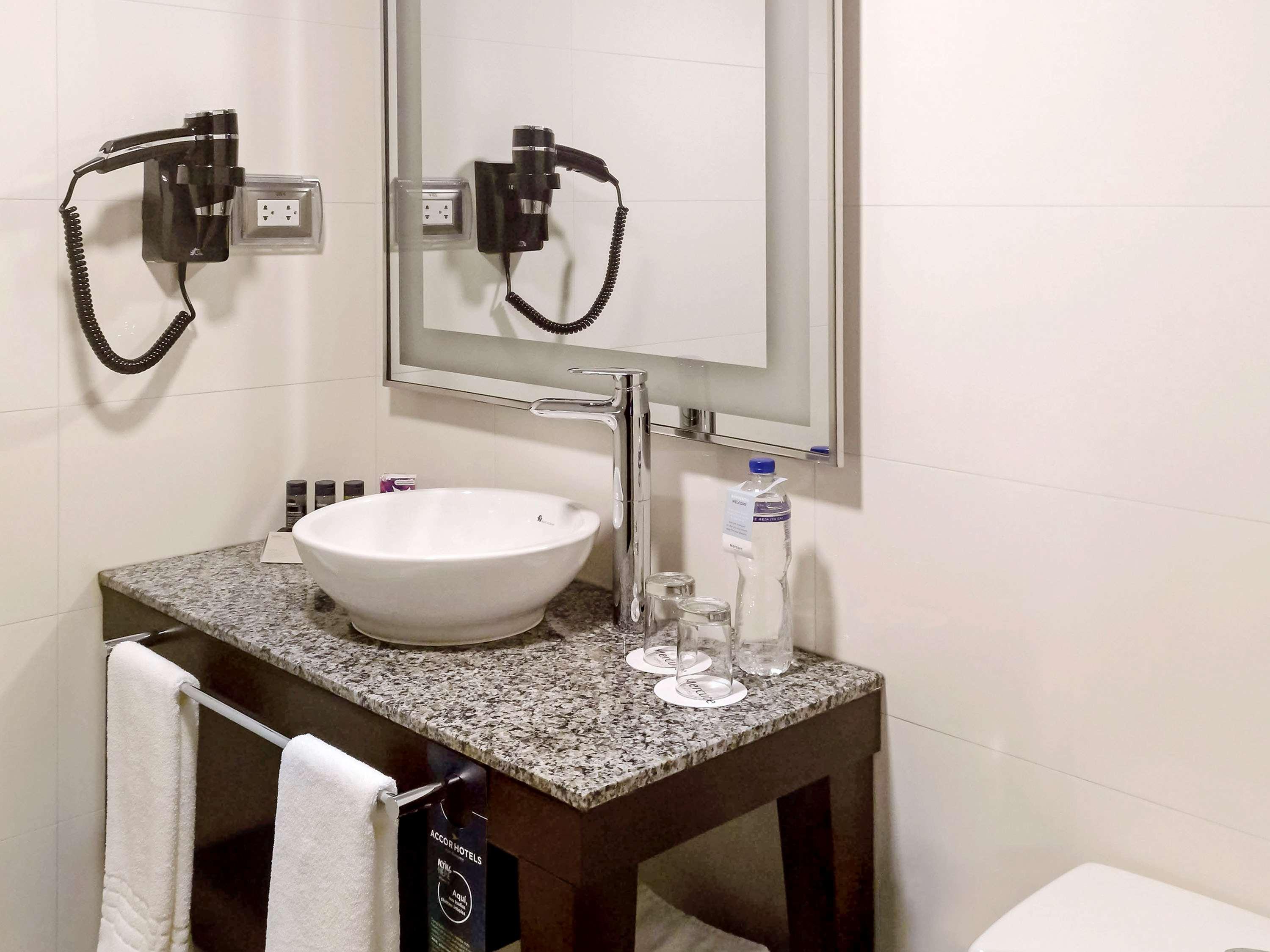 Mercure Ariosto Lima Exteriör bild