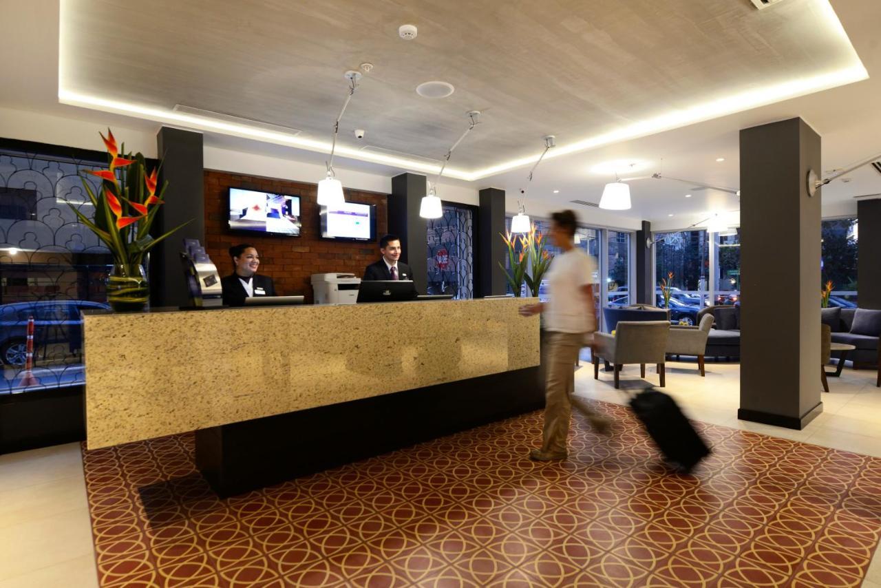 Mercure Ariosto Lima Exteriör bild